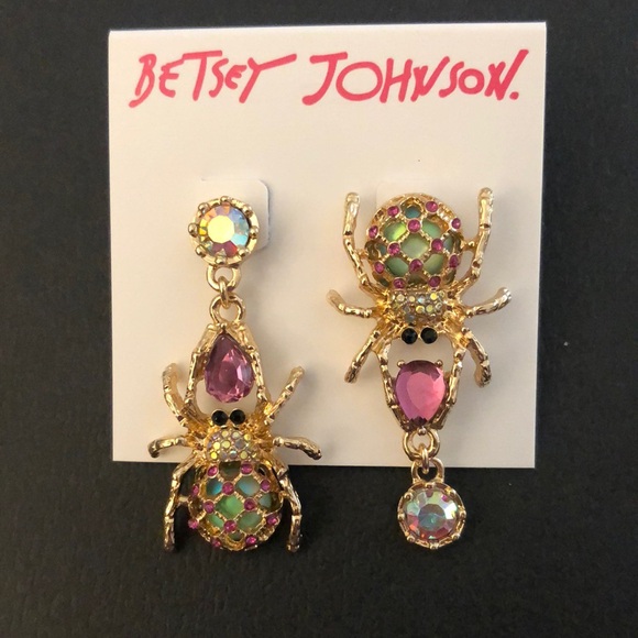 Betsey Johnson Gold Tone Creepshow Spider Mismatch Drop Earrings Crystal NWT - Picture 4 of 11